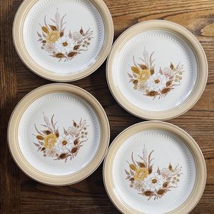 Vintage floral print stoneware plates by Crowning Fashion made in Japan